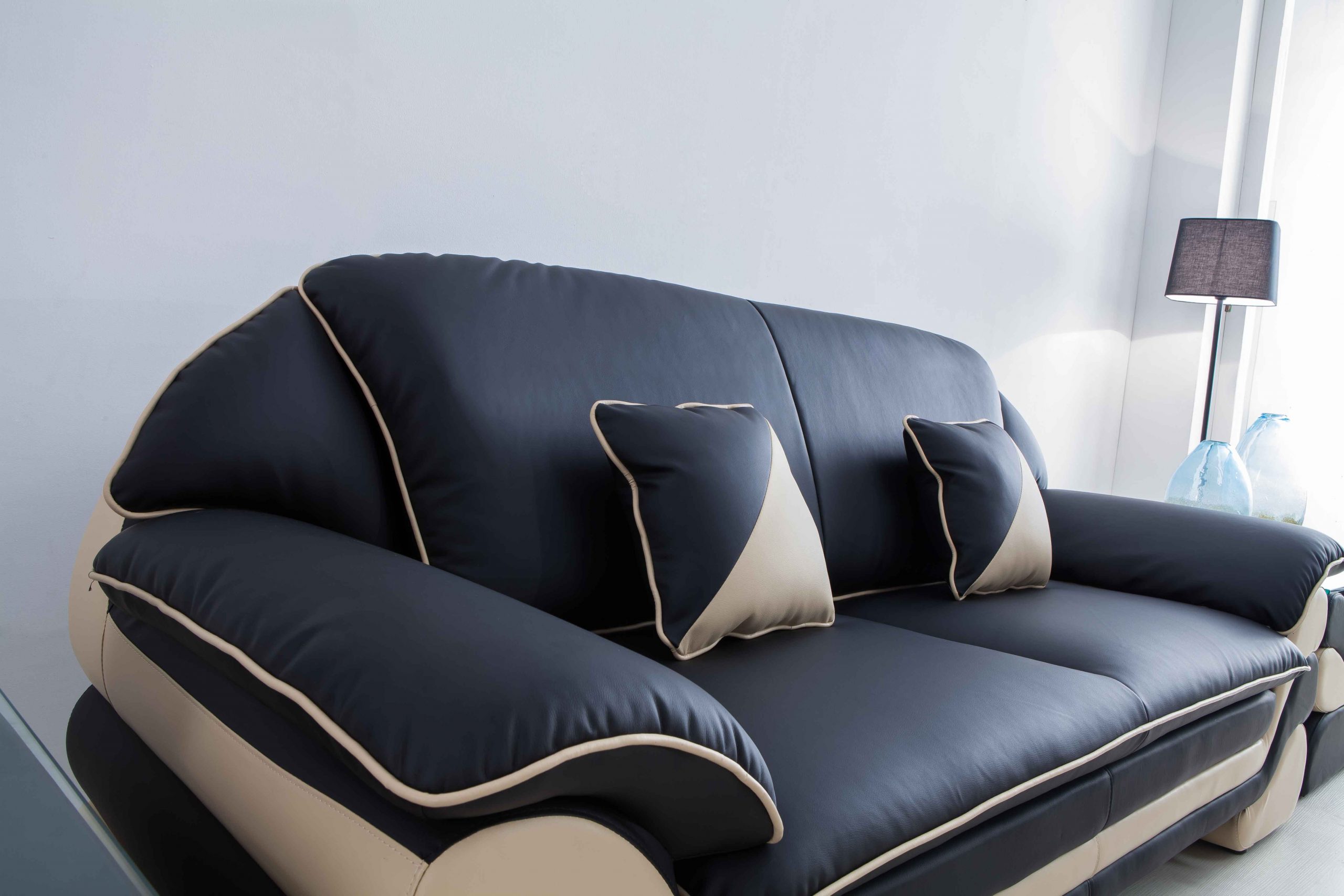 Miami Svart:Beige - Skinnsoffa