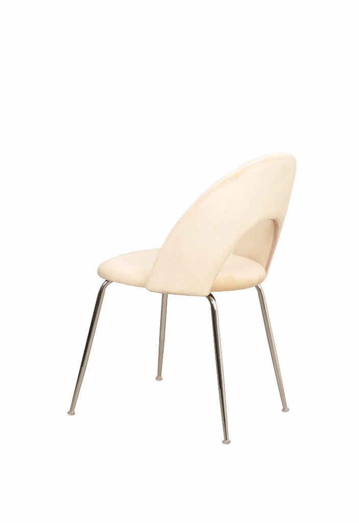 freja-silverbeige-sammet-stol