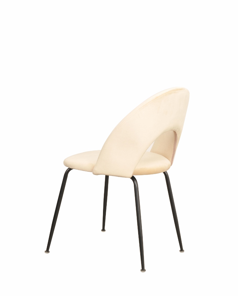 freja-svartbeige-sammet-stol