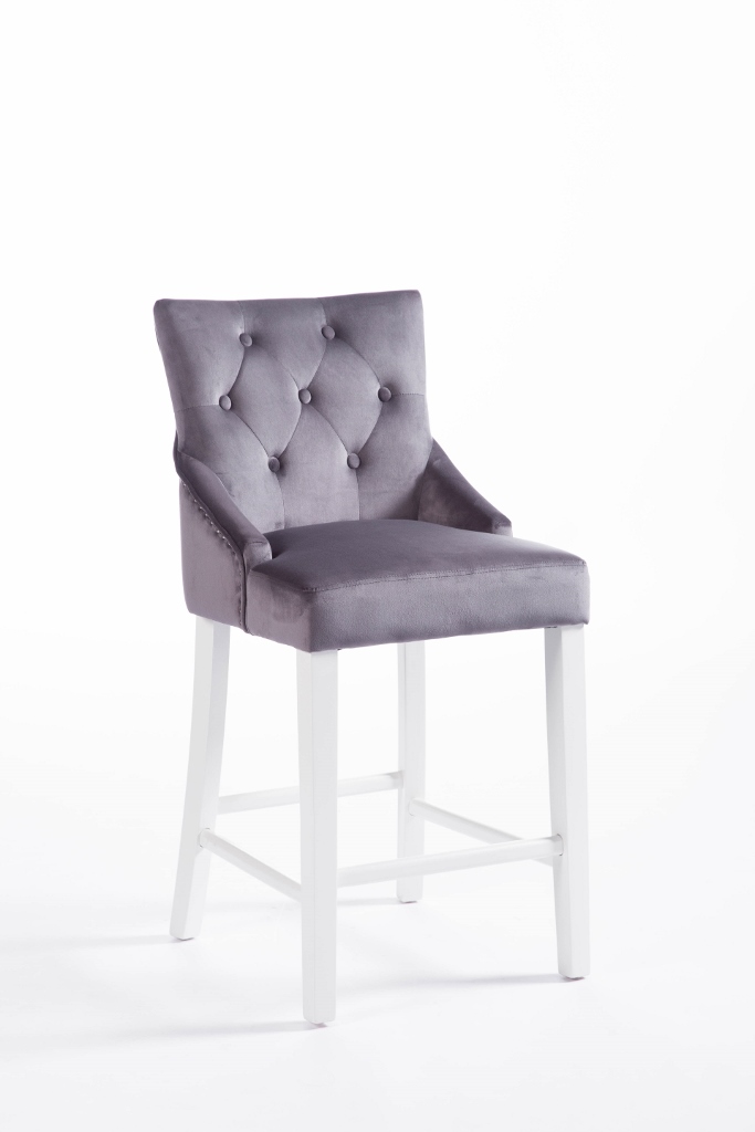 julia-gravit-sammet-barstol-683x1024
