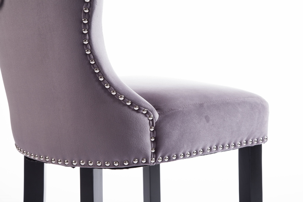 lilly-grasvart-sammet-barstol