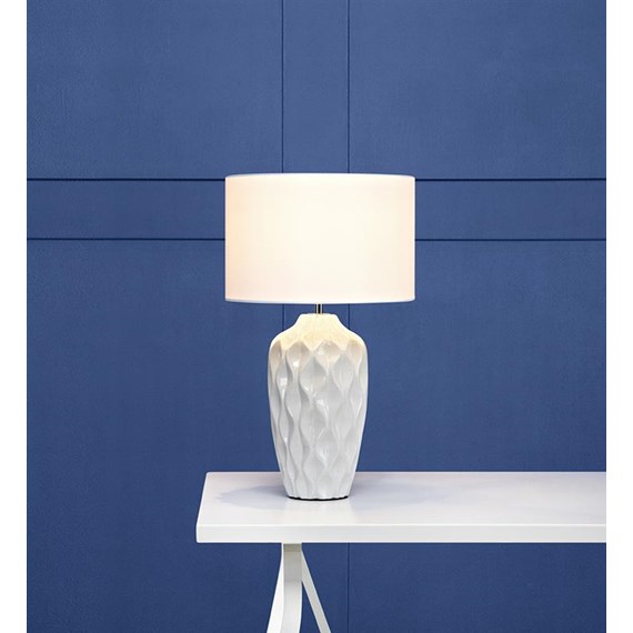 markslojd-angela-vit-bordslampa