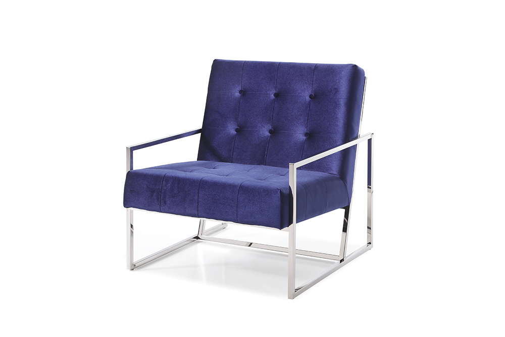 natalie-silverbla-sammet-fatolj