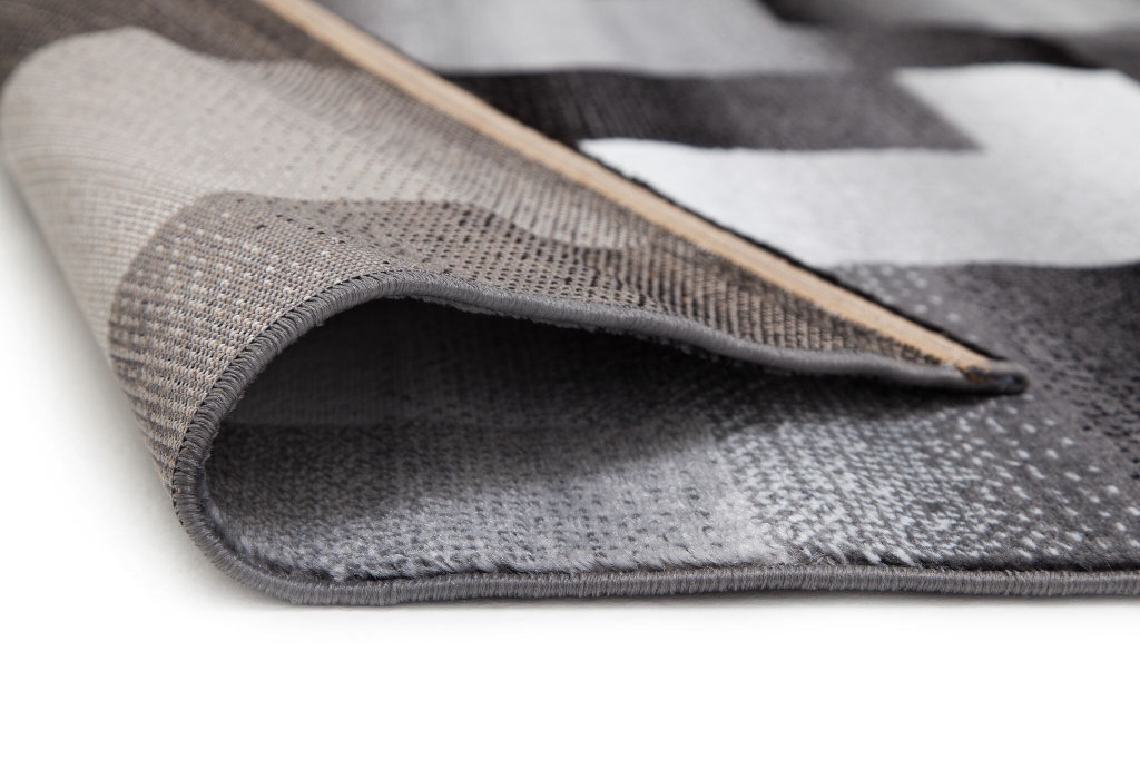 solano-patch-svart-modern-matta